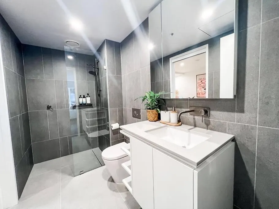 Apartament Heart Of City - Pool - Parking - Self Check-In Canberra